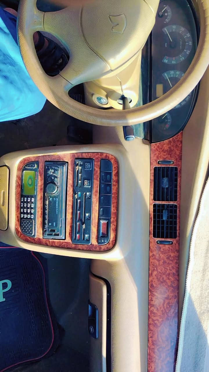 سلام عليكم شباب سياره سمند موديل 2009 للبيع سنويه صاقطه من 2019 السياره هاي وضعيتها كدامك صاحب موجود تريد وكاله تريد تحويل 
كير محرك بلشرط فقط غرامات مروريه  هيئه ونقابه اشكد عليها ينزل من السعر 19 وبيها مجال اني مكلف بلنشر تريد هاي رقم صاحب السياره خابره ‏‪***********‬‏
