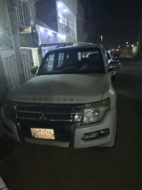 باجيرو 2010 • 3500 • مكينه وكير مكفولات