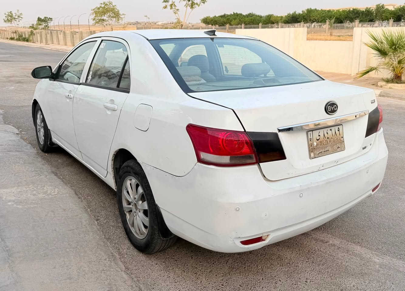 Byd 2013
گێڕ ئۆتۆماتیک مەکینە یارس (مەرغوب) 
توندوتۆڵە و بێ مەسروف
نرخی ٢٨ گەڵا و معامەلەیەکی کەم
شوێن: کەلار
***********
