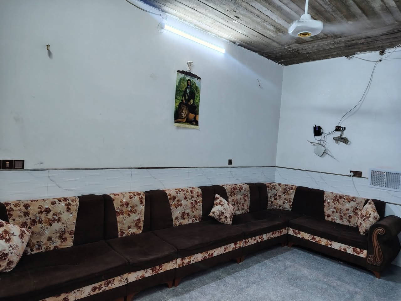 سلام عليكم ورحمة الله وبركاتة اخوان عندي هاي القنبات للبيع فقط اسفنج تعبان يجي 6 قطع ويجي ويا 3كوشرات سعر 70وبي مجال مكاني سهل نينوى برطله ول رقم ***********ويتوفر واتساب

