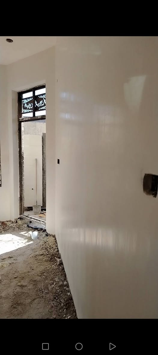 السلام عليكم
خلفة مبيضجي
 تشميع وجص وبورك شغل درجى اولى
هاتف ***********
