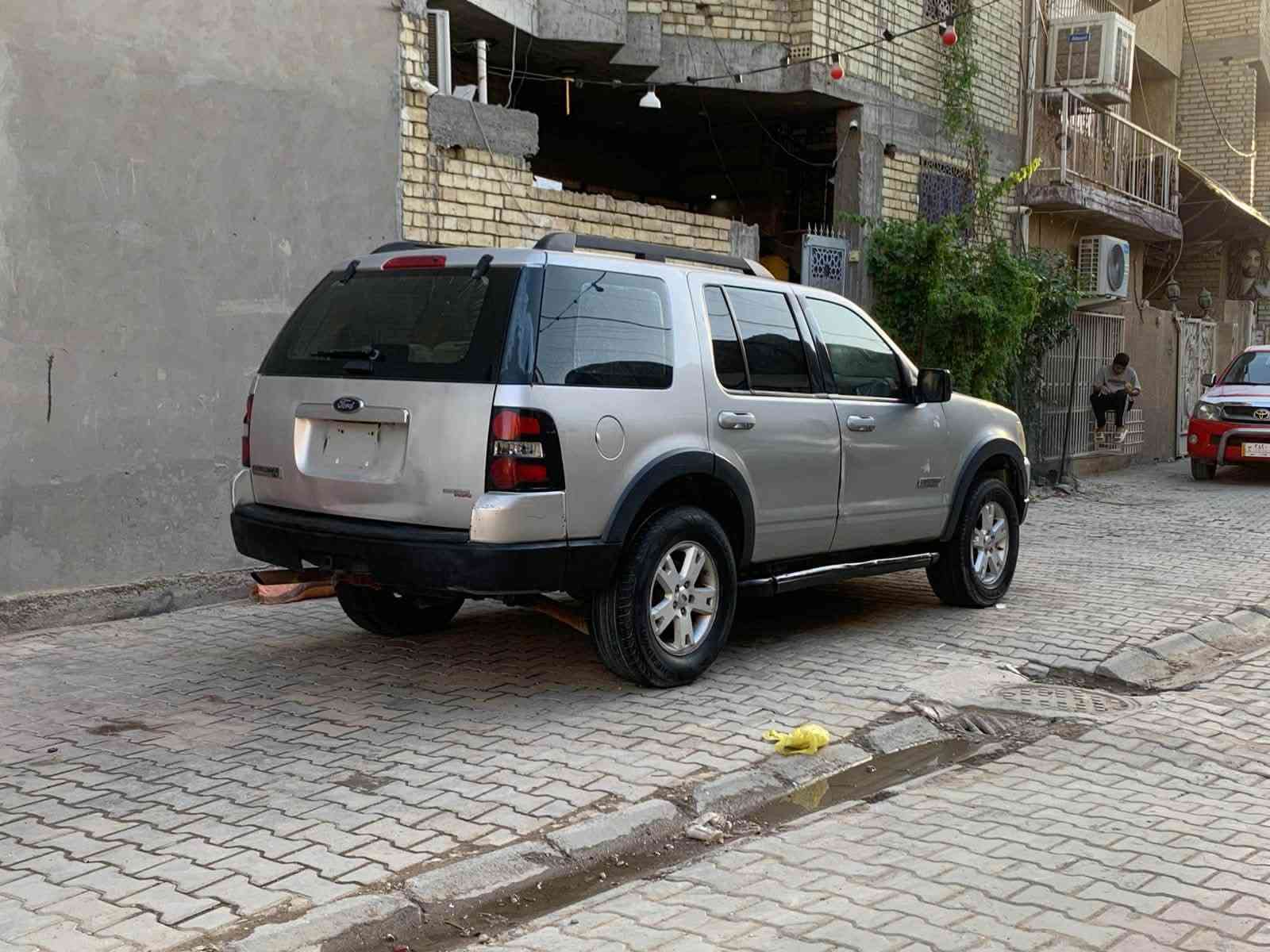 سلام عليكم فورد اكسبلور 2007 مزاد وزاره داخليه 
2-تستلم اضبارة سيارة وتروح سجل الرقم على المشتري مجاناً
7-3ركب سيارة 
4-مكينة 3000
5-كير مكينة جدد مال حاويه 
6-صدر امامي خلفي جديد 
السعر 48وبيهة مجال 
للاستفسار ***********
مكان سيارة :بغداد البلديات 
🥇يوسف الساعدي🥇

ملاحضة :تتوفر لدينا جميع انواع سيارات مزاد وزاره داخليه شرط ترقيم
