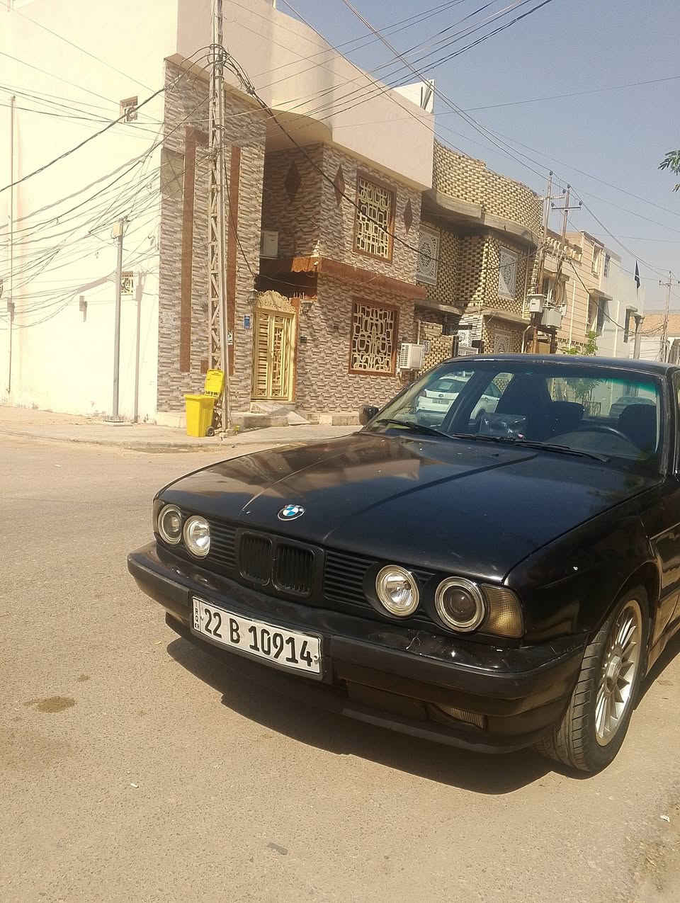 السلام عليكم 
للبيع BM 525 اربيل موديل 93 محرك فانوس محرك وگير جديد في النجف السعر 60 وبيها مجال   للاستفسار ***********
