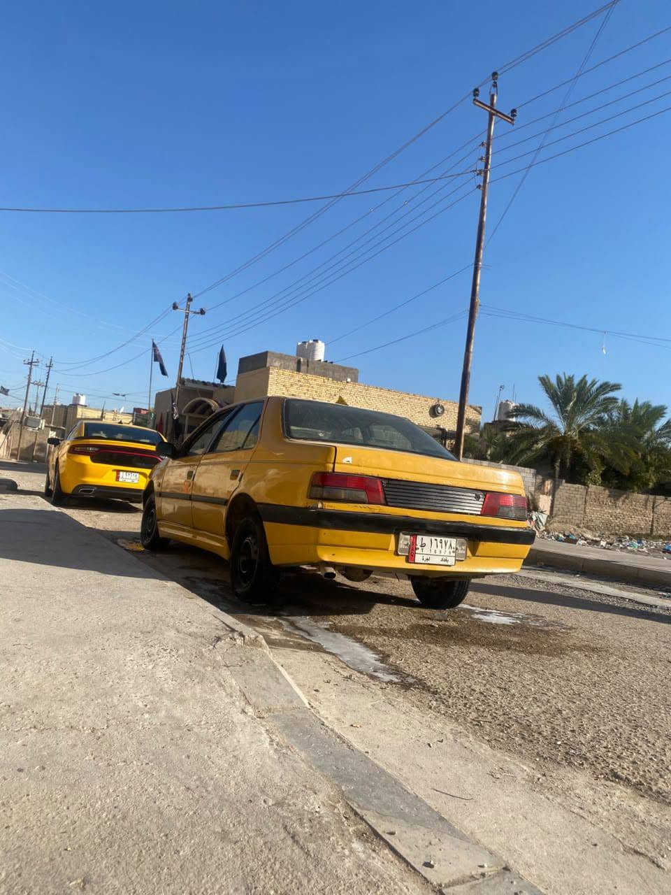 اعود النشر بسب الوعود الكاذبة سلام عليكم سياره بيجو روى 
محرك ونجي كير اوتماتيك راعيه موجود 
ستوني شادله محرك وكير 
رقم الماني سنويه صاقطه بل 19
هيئه غرامات ماعرف شكد عليه ابيع هيج 
سياره حلو مثل بل صوره
تريد وكاله عامه بسمك كبل 
نواقص بسيطه عوزه حداديه  تعبان شويه 
مستعجل على بيعته الشراي يتصل ولامو شراي يعبر منشور 
السعر 15وبيه مجال قليل مكاني ناصريه سوق الشيوخ 
 الرقم *********** خاص ماجاوب اتصل وبيك خير 
ولله ناصرية, ذي قار
