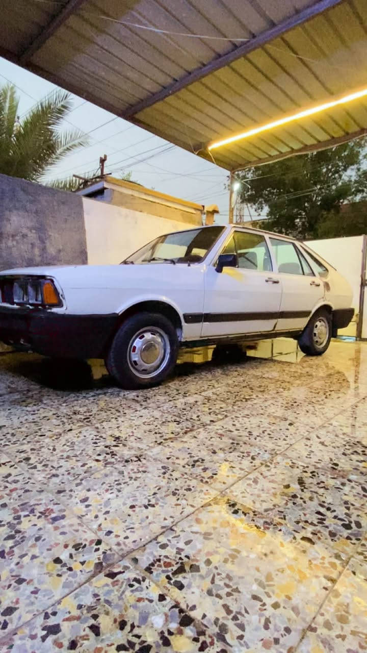 برازيلي 88 
بغداد تحويل بأي وقت
رقم قديم 
غرفتها نظيفة جدا فقط كرسي السائق يحتاج تصليح
محرك وكير بلاد شركة ستندر بدون فتح
الكهربائيات كلها على وضع الشركة ما ملعوب بيها وتحتاج بعض الملاحظات
الكشر بلاد فقط الجاملغ الخلفي يحتاج صبغ
والجاملغ الامامي بي شبر صبغ
السيارة تحتاج بعض الملاحظات كانت متروكة 
التبريد كل غراضة موجودة فقط الكمبريسر تشد وتشحن غاز
هورنات الشركة
مكاني بغداد الغزالية
***********
