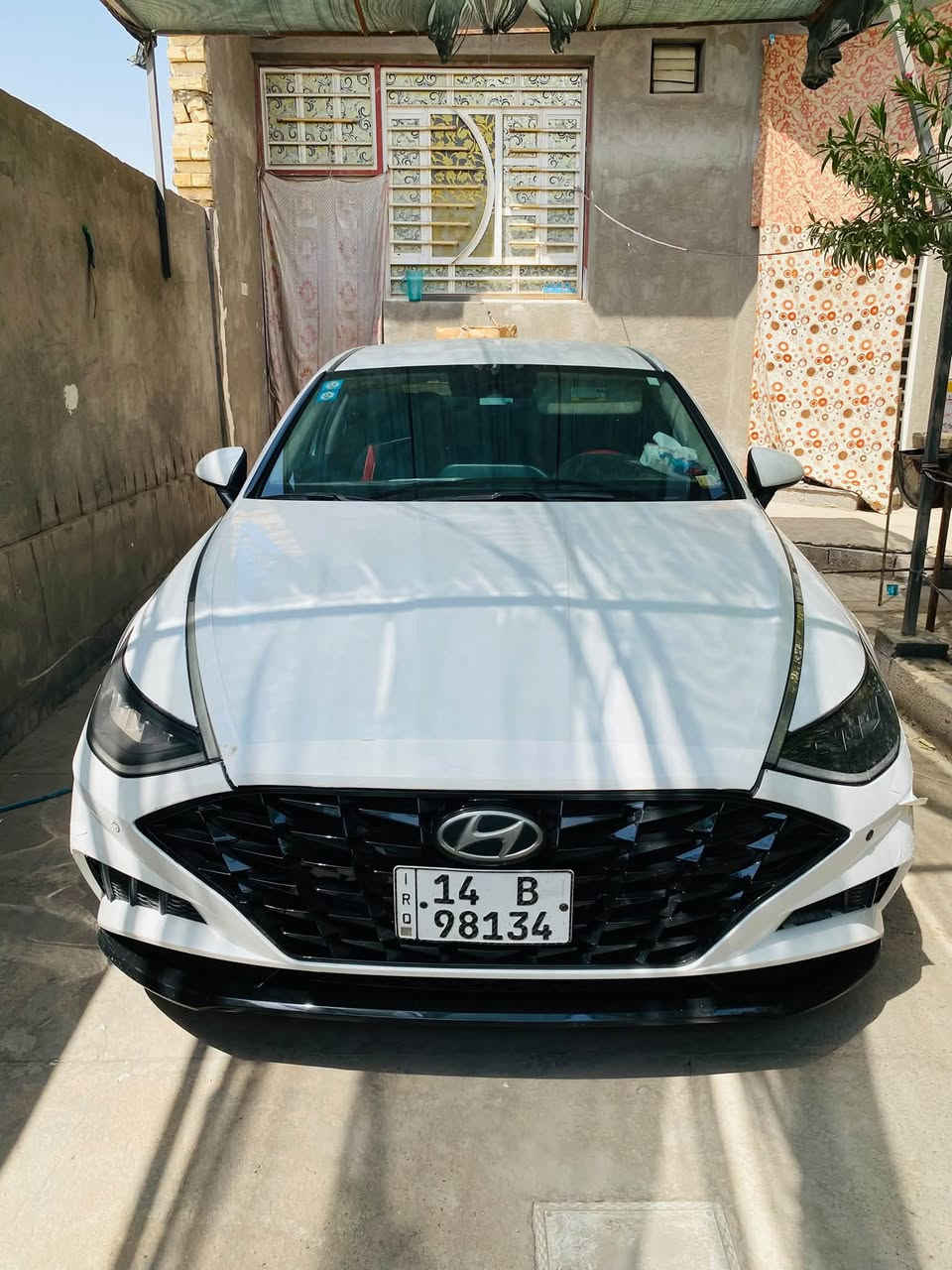 سوناتا 22 امريكي جاملغ وبنيد بدون ايرباك 
انضربت بالصندوق ابيع عله وضعها 
ماشيه 185
بيهه 3 قطع ثنين تبديل ووحده صبغ
باب السايق بيهه خسفه باقي عله وضعا
اضافه الى ضربت الصندوق حاليا
رقم بصره حره بسمي
السعر 130 مجال قليل 
***********
