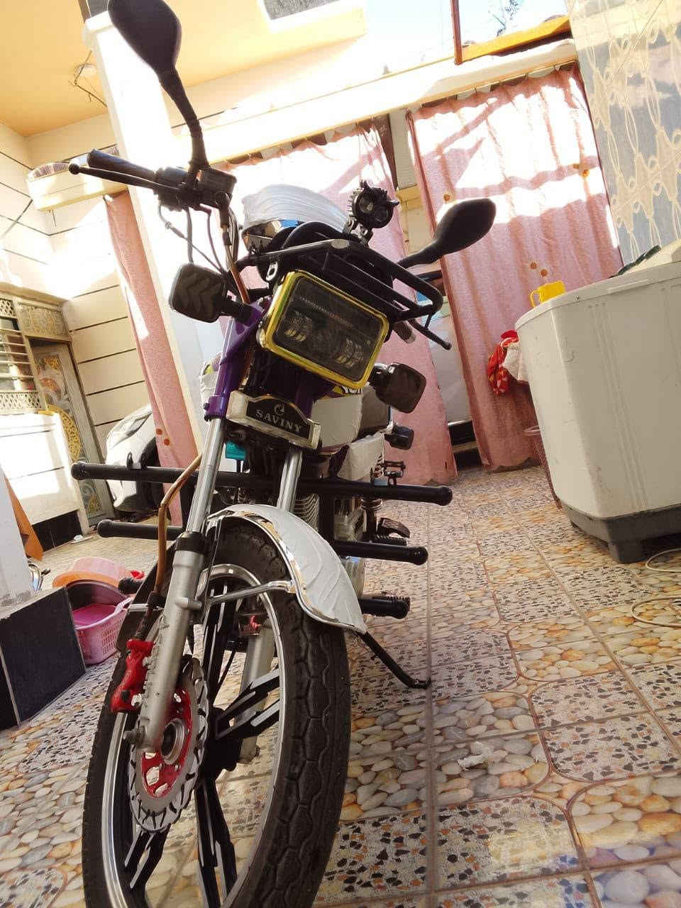 دراجه ايراني 2024 نضافه فولل مثل ما موضح بصوره بي خسفه خفيفه بتانكي سعره700 وبي مجال الانتصال ع صاحب دراجه ***********
