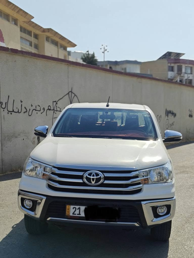 بەناوی خوا  توێتا هایلۆکس مۆدیل 2024 گێڕو مەکینەو هەمووشتێکی بەشەرت بێ بۆیاخ بەس کەمێک ساردی هەیە 49000 ڕۆشتوە  نرخ 238 مامەڵەیەکی برایانە 
ژم. *********** السليمانية, العراق
