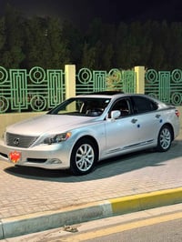 ‏سلام عليكم سيارةاكزز صالون أدوات أدوات موديل 2007 سيارة بي قطع صبغ جم...
