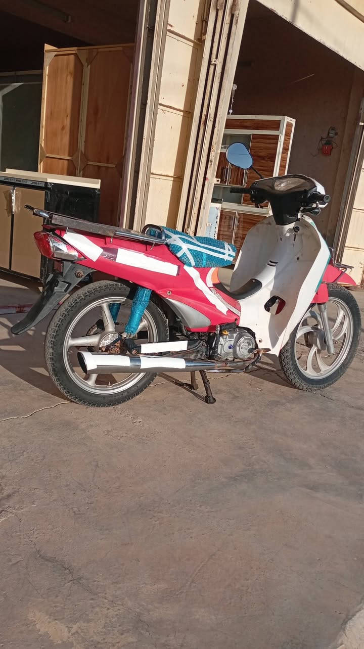 سلام وعليكم سلفيز للبيع موديل 14كامل مكمل محرك ناعم ونشاط فولل موطور مال جناي السعر 385وبيه مجال مكاني الضلوعيه للاستفسار ***********

