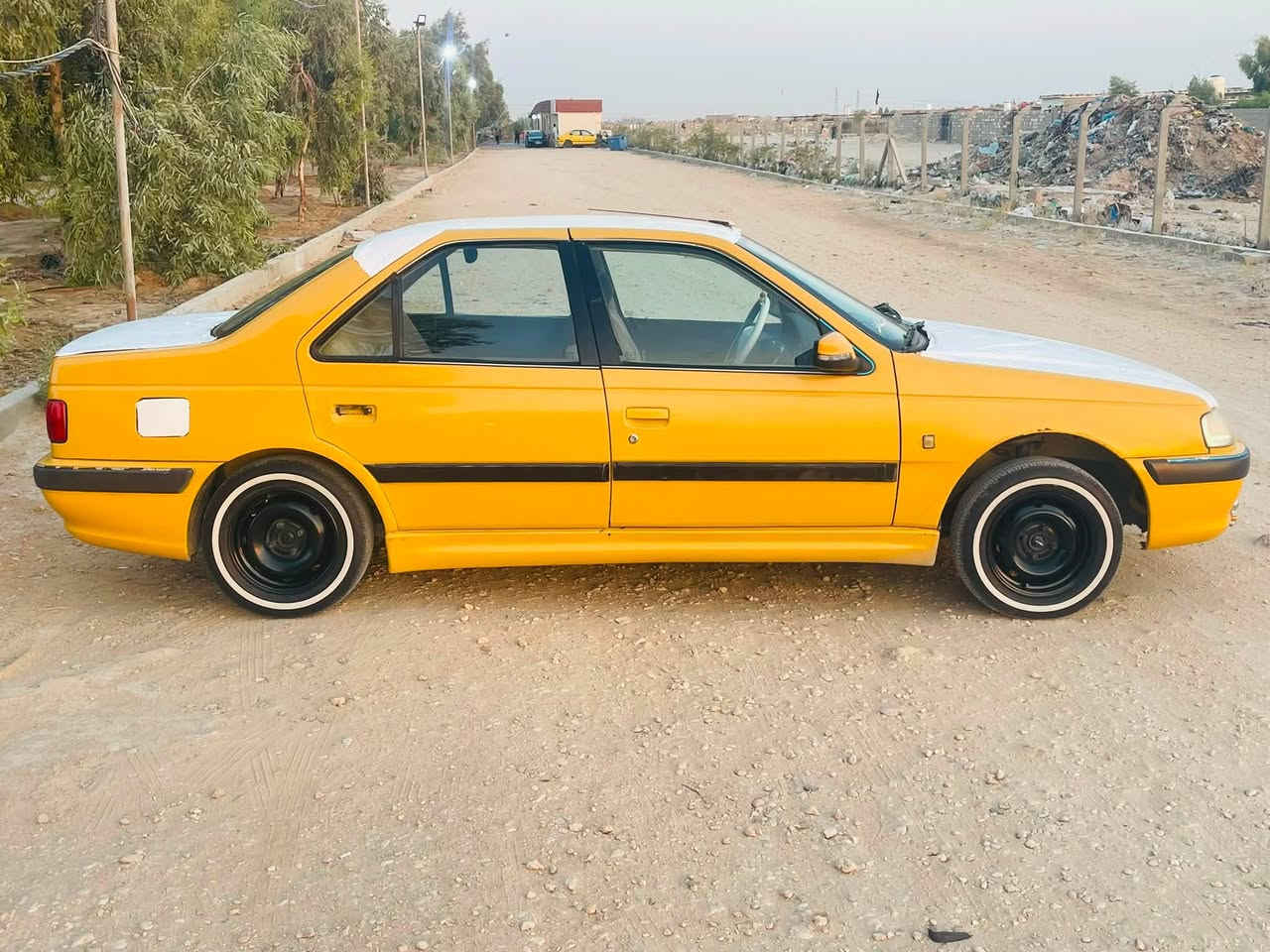 سلام عليكم سياره بيجو بارص 2015 سياره خير من الله فول نضافه كير مكينه بل جيس السياره مامتعوبه مال بيت 
***********ممتواجد عل فيس واساب او تصل
