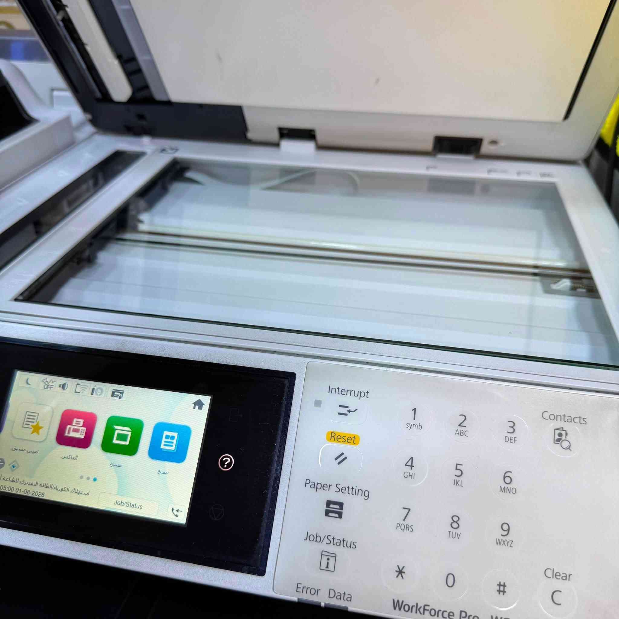 طابعة EPSON C5890 طابعه للبيع نضيفه السعر 600الف اليحب يتواصل عله هاذه الرقم ***********
