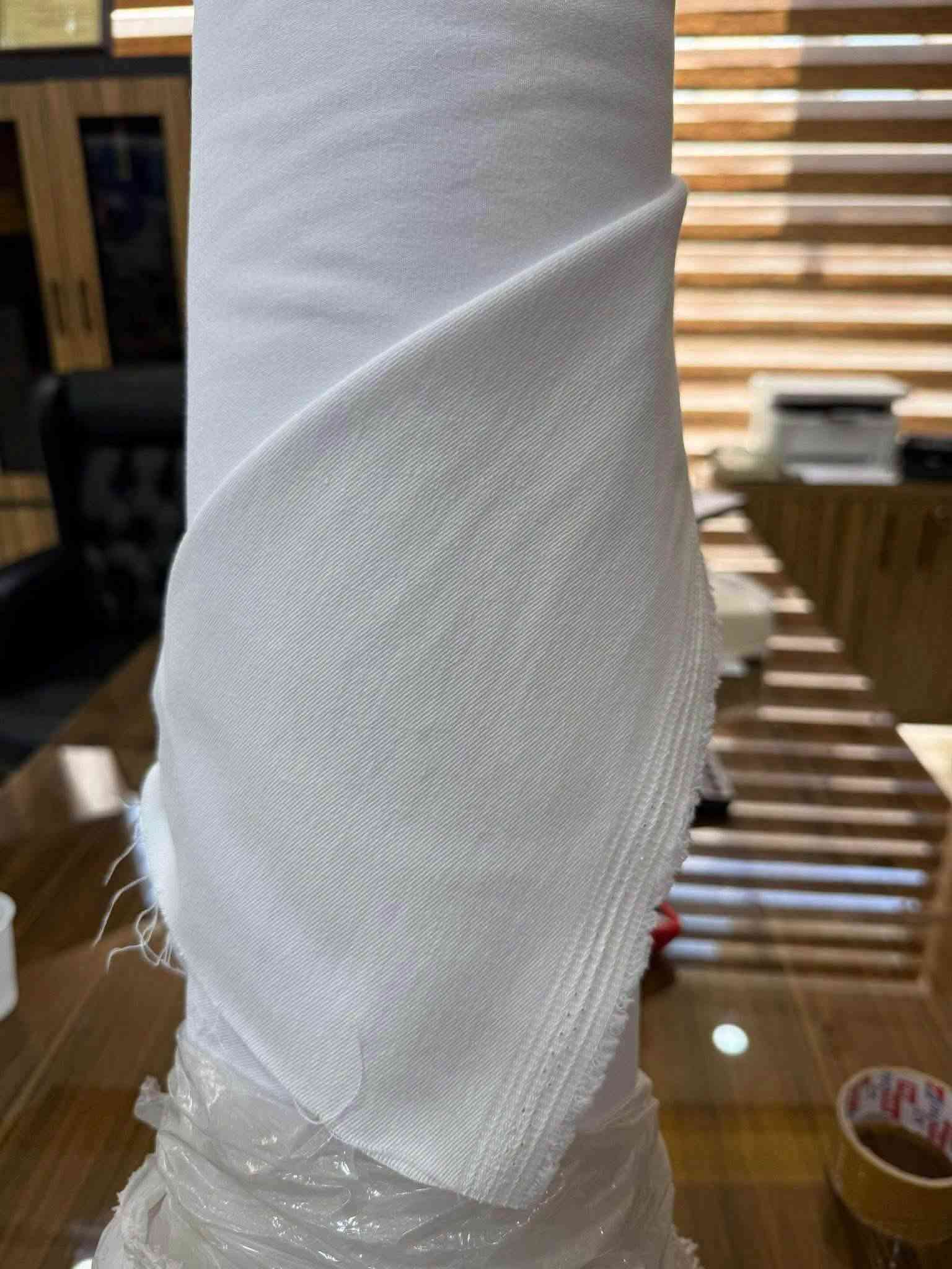 كابوي جينز / العنوان شورجه سوق المراديه واتساب ***********

نص مكتوب في الصور:
- 9 7 4 8 10
- 5
- 9 7 4