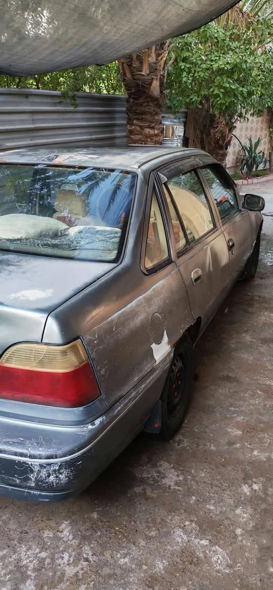 دايو سلو موديل 95 رقم بغداد باسمي السيارة حلوة وجاهزة مكينه وكير جدد تبريد ثلج كهربائيات كلها شغاله ترايك للبصرة السعر 32 وبيها مجال بسيط مكاني الدورة هوررجب *********** بيه واتساب
