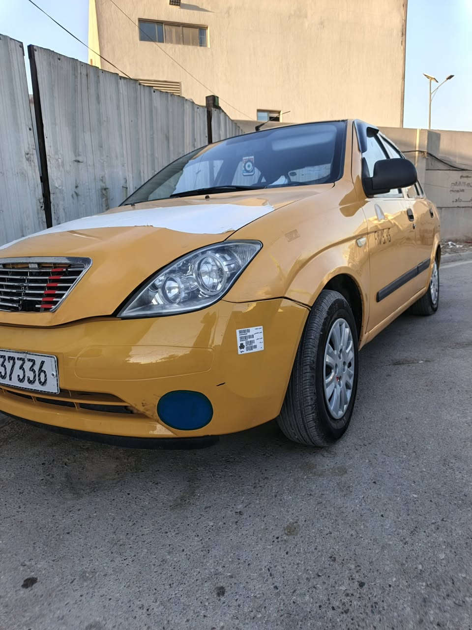 السلام عليكم للبيع طيبه مديل ٢٠١٥
كير مكينه تبريد كله جديد 
بيه بس البنيد صبغ وهلالات معمره
سنويه جديده رقم جديد بسمي تحويله ثاني يوم
مصفره هيه وغرامات
مكاني بغداد الدوره ابو دشير
السعر ٣٧ وبيه مجال قليل
***********
