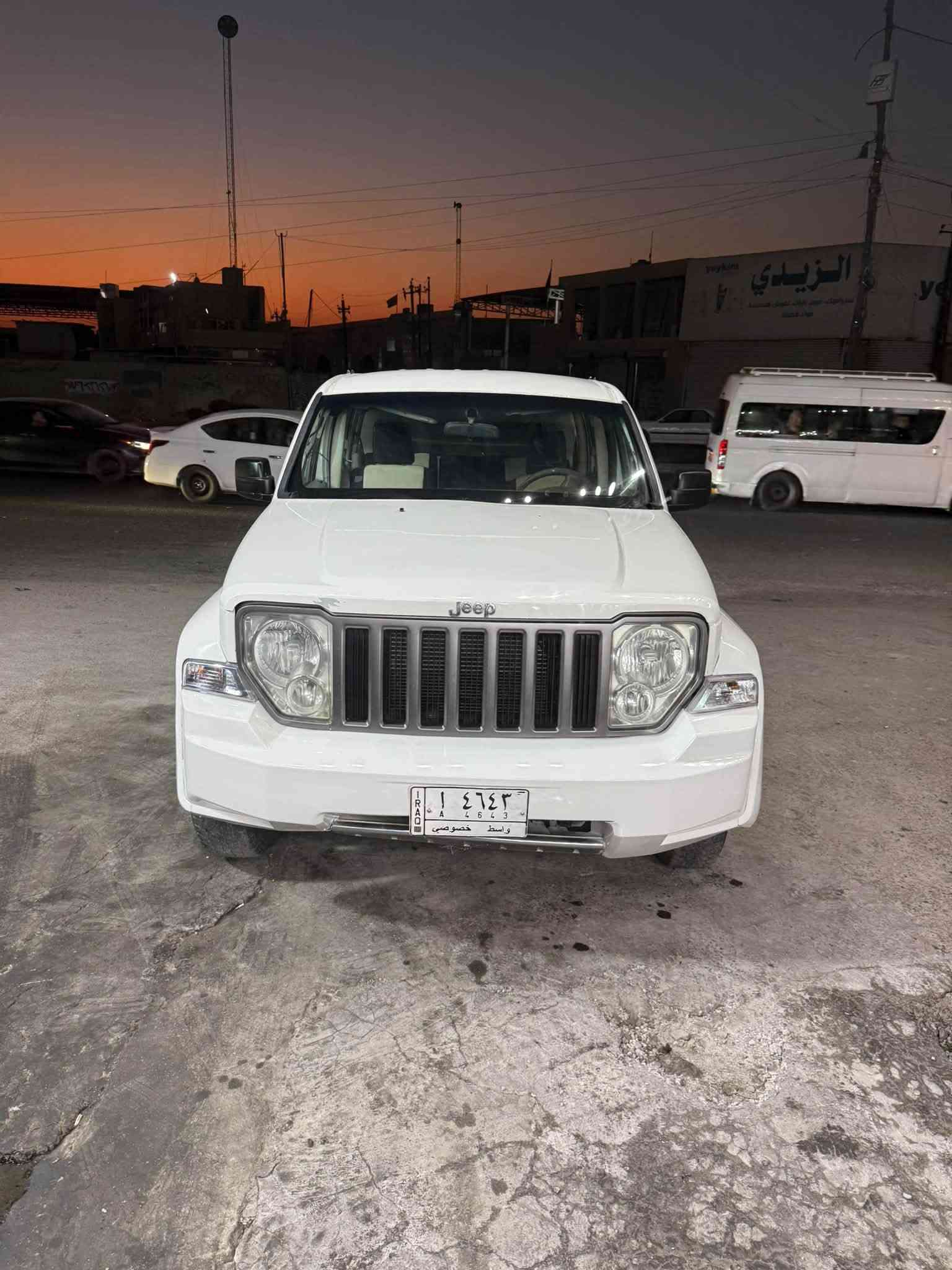 سلام وعليكم البيع جيب لبرتي 2009 مريكي  مكينه 3600V سلندر (6)مكينه مبدله جديده مال حوي مصبوغ صبغ عام اثر جراد وطخطخات حداديه جديده رقم واسط ممياز تحويل ثاني يومً مشروع وطني مكان لسياره بغداد سعر (50) بلش وبيه مجال تصال ***********
