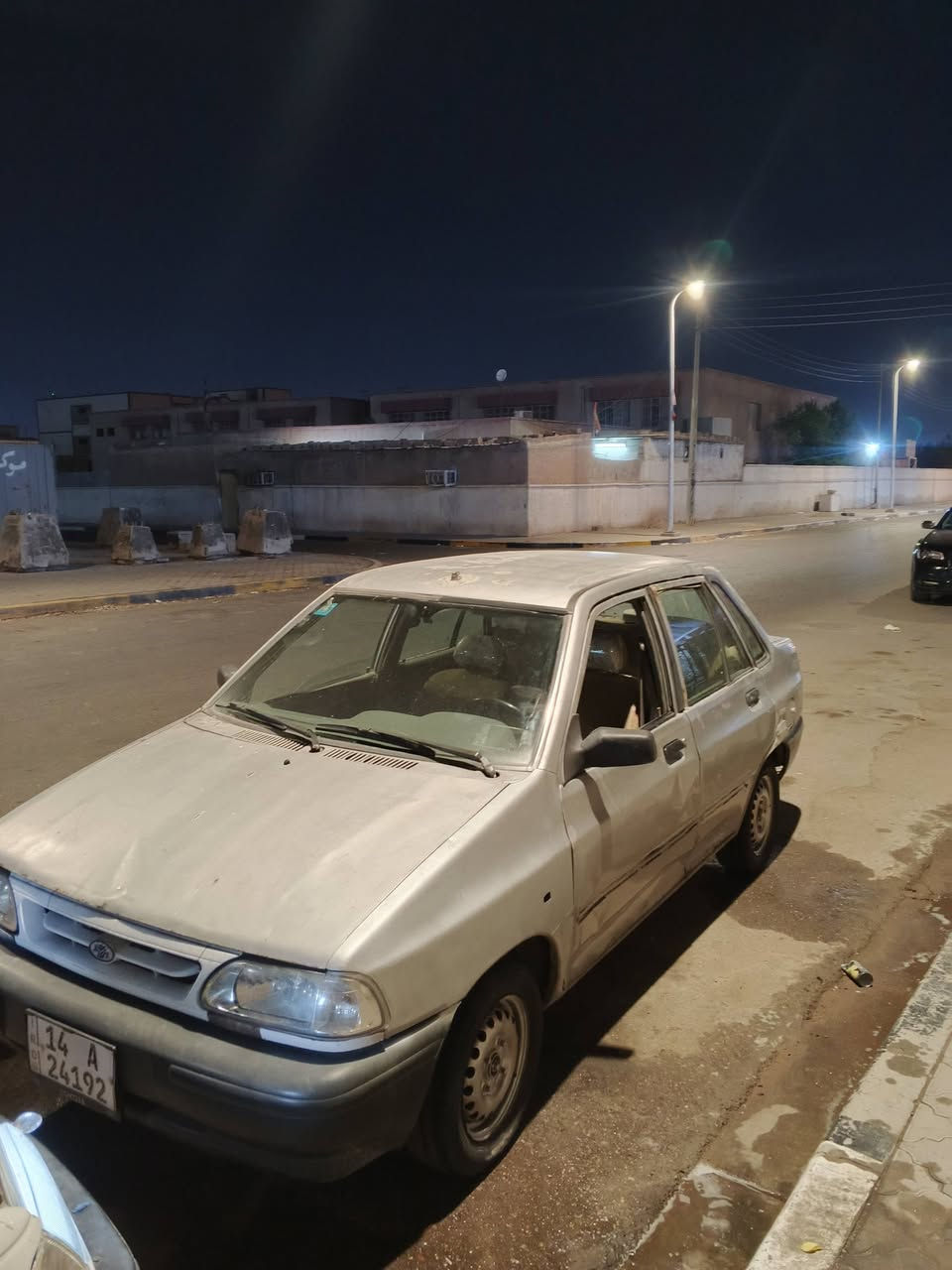 رقم بصره نكليزي تحويل مباشر
سياره حلوه مال جناي 
شغاله كل شي ما بيها كهربائيات كلها شغاله 
حداده 80/100  مكان بصره زبير 
 السعر 18ورقه 
اتصال ***********
مكلف ب النشر 
ابيع تحويل شرط
