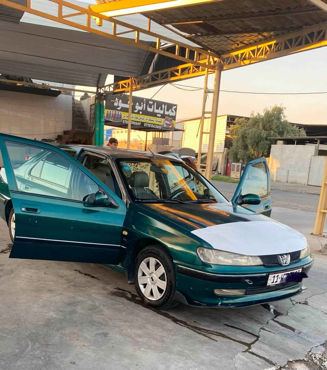 السلام عليكم

بيجو 406 فرنسي 2001 رقم بغداد مسطره بأسمي نظيفه وجاهزة واقتصادية تبريد ثلج تايرات جدد كهربائيات كلها بلادية محرك وكير شرط  تراي وين ما يعجبك صبغ عام بدون ضرر فقط شبرين باب السايق مكفوله شواصي و تكم  وحوض و بچم و لغود بيها كوبون قفل مركزي فتح وغلق عن بعد 
السعر 50 بيها مجال الخاص مفتوح والاتصال ع الرقم ***********

