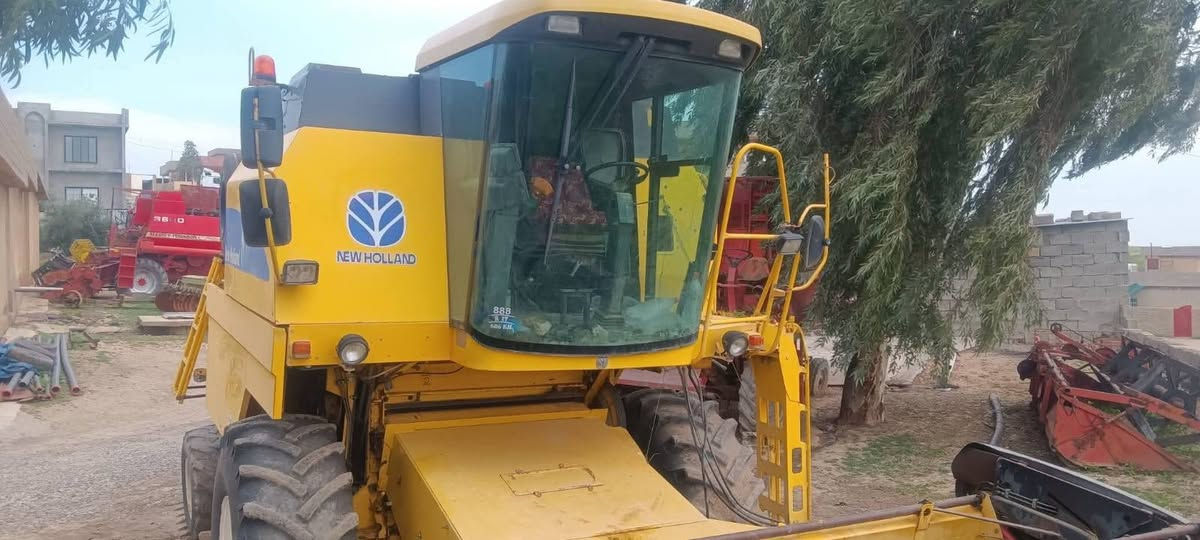 حاصده للبيع موديل ٢٠٠٥ هيدرو تك درام رقم سليمانيه مجدده ٣١ مكفول عام تصل ***********
