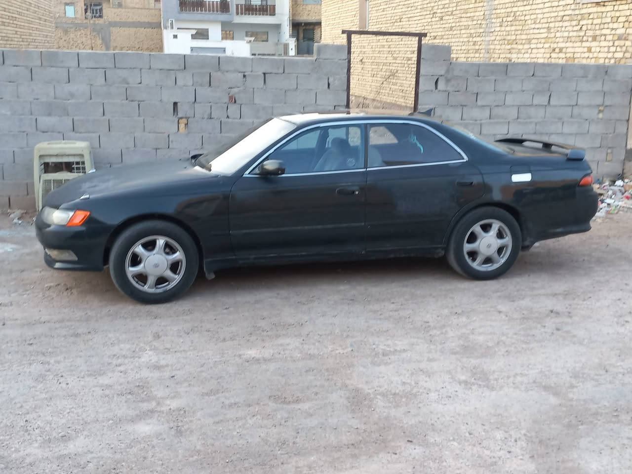 مارك ١٩٩٣ رقم كربلاء سنويه ورقم الجديد سنويه تنتهي ٢٠٣١ كفاله عامه من الكصه ونقل جثه وصبغ جاهزه تخم تاير تبريد ثلج مكينه وكير جداد مكينه ثنين ونص حداديه جديده شرط الفحص مكان سياره ميسان *********** سعر ٦٧ وبيها مجال
