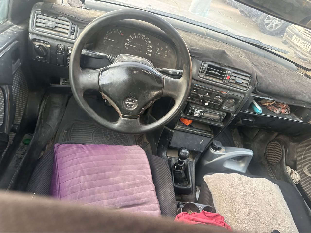فكترا محرك 18 
بي بخار سنوية ورقم كله جديد دفتر بنزين 
صبغ عام وسقف معجون 
18 ورقة وبي مجالمكان سيارة كركوك *********** كركوك, العراق
