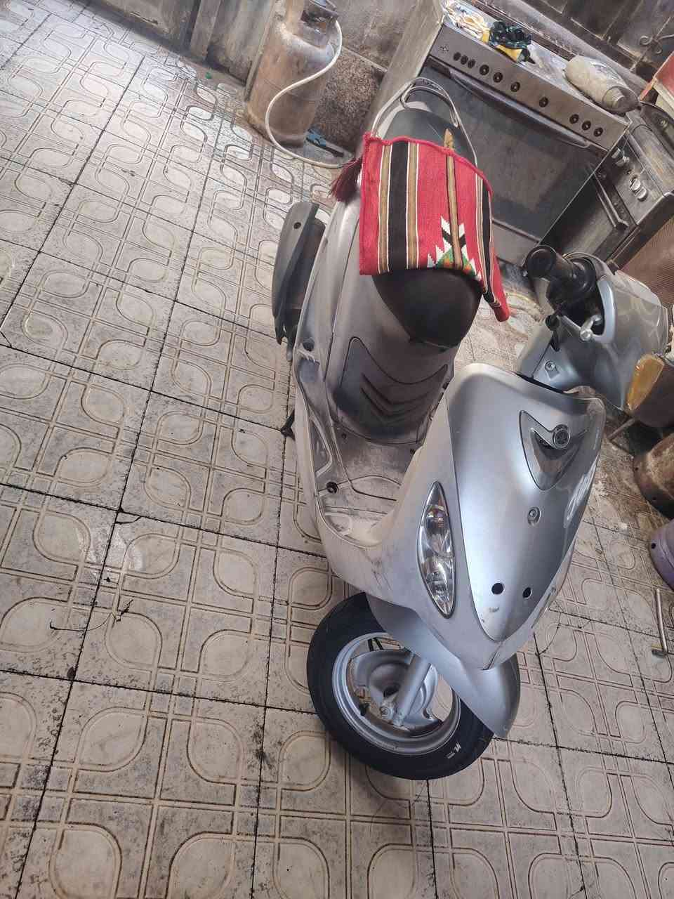 سلام عليكم دراجه ماكس منغولي دراجه مامفتوحه دراجه حلوه نضيفه دراجه كل نقص مابيها دراجه كهربائيات كله شغال دراجه شلعه ومعدل فول دراجه نضافه فول دراجه 49 دراجه ما عايزه اي شي السعر 700 وبيها مجال المكان نجف الرقم ***********

