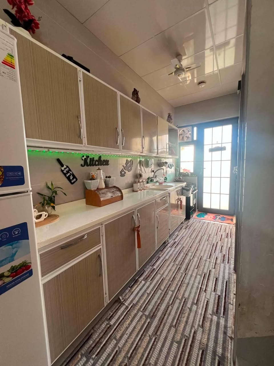 بيت للبيع في داره كوناره مساحه 75 متر طابو زراعي 
طابق نص 
مطبخ  صاله غرفتين نوم  مجمع صحيات 
داره كوناره فرع كلات
اتصل على هذا الرقم 
***********
***********
