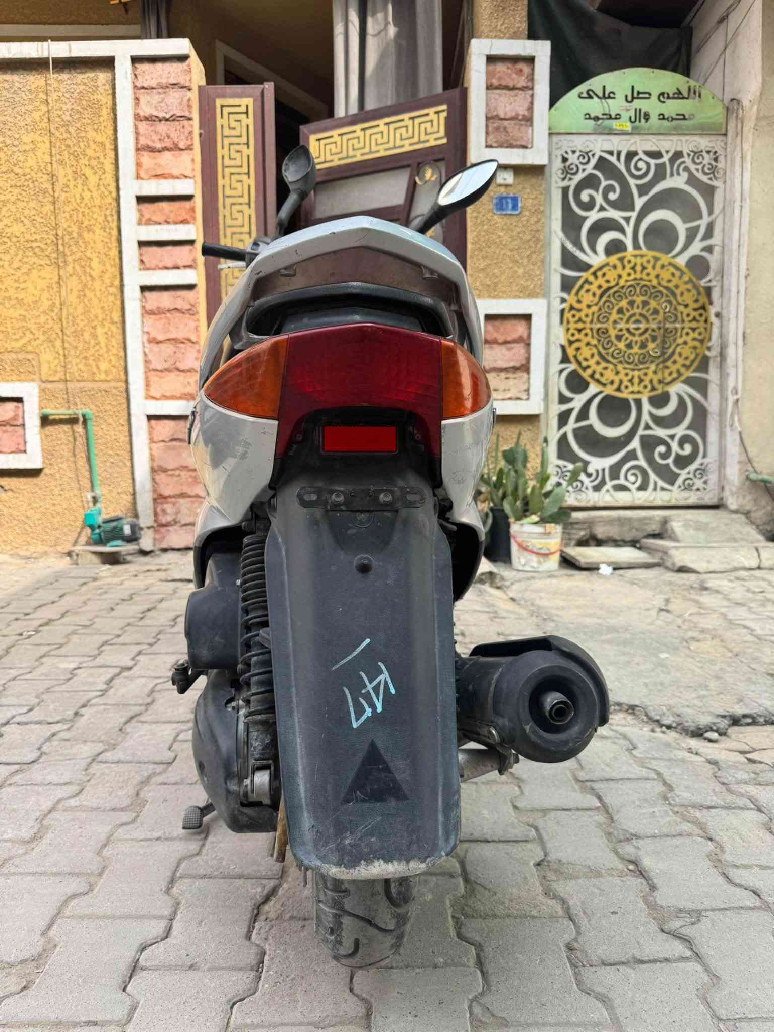 سكنس نثية • ١١٠ • ماشي ٢٠٠٠٠