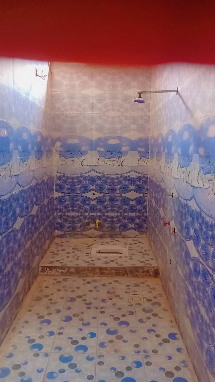 بيت للإيجار • الدروع • أكثر من ٣ غرف