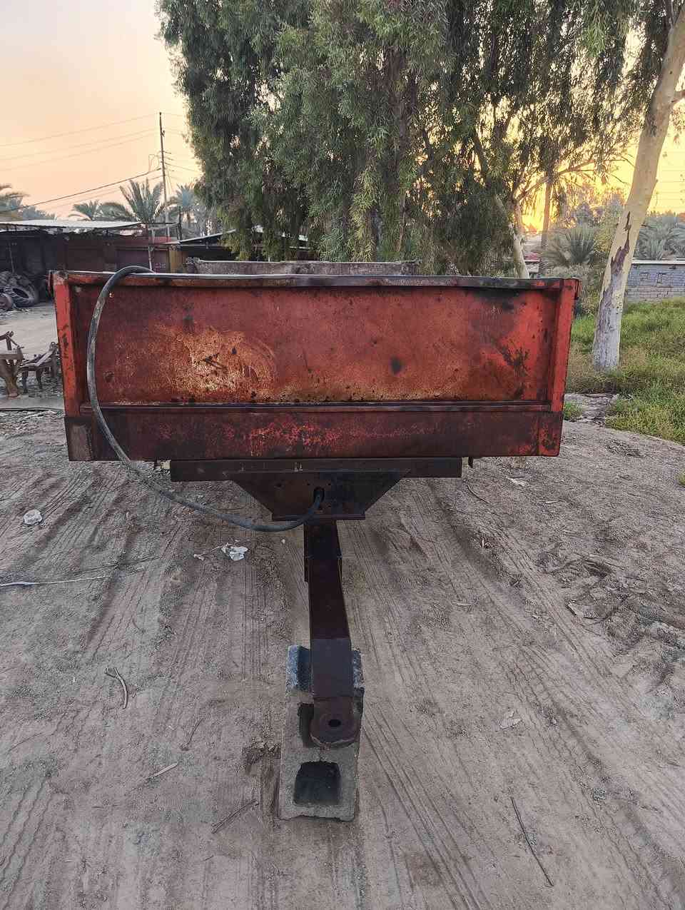السلام عليكم/عربانه سكندريه للبيع العنوان بابل الحصوه شارع حله بغداد مقابيل شارع مويلحه 
***********

