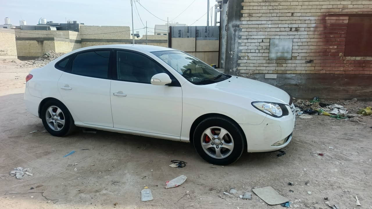 النترا مديل ٢٠١١ كفاله عامه لا ضربه ولا فتح  مكينه وكير كفاله سياره عله وضع الشركه بيهه ثلاث مكانات كرتات يعني لا ضربه ولا معجون وسونار مرفق بل منشور سياره ماشيه ١٨١ ألف بيهه منضومه غاز رقم أربيل  حته بارد مابيهه شخوط ثنين كل شخص بكبر الصبع فقط سعر ١١٣ وبيهه مجال بسيط  ***********

نص مكتوب في الصور:
- سونار الغزالي لفحص السيارات مع التقرير بارد - صبغ - تبديل - لحيم - شواصي 17/04/48 07:27:15 - admin - 100-001201 تبديل بارد خدوش صبغ جانب علوي سليم 15604 العراق اربيل _frs1_vw جانب خلفي كارتات صبغ معلومات السيارة أدخل اسم الفرع نوع المركبة النترا رقم المركبة 15604 موديل المركبة بلا لون المركبة أبيض رقم الموبايل بلا الاسم الكامل عبدالله جانب امامي خدوش جانب ايسر بارد جانب ايمن صبغ محدد وبارد 2026/9/28 خدوش وبارد شوف العين إخلاء كامل مسؤوليتنا بعد انتهاء الفحص وتسليم العجله اي قطعه بلاستيك غير مشموله بالفحص