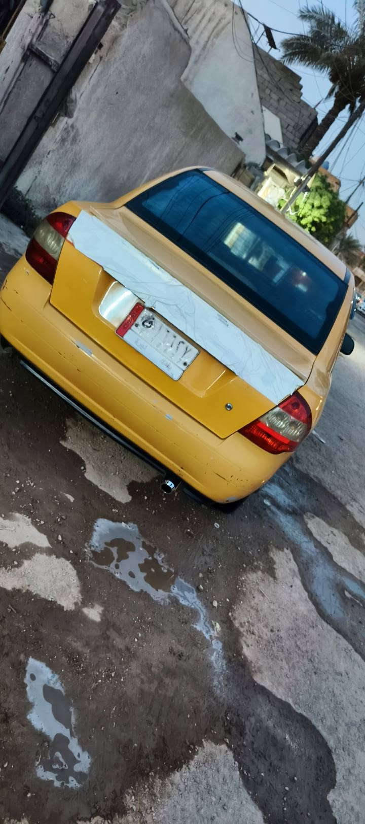 سيارة جاهزه من كلشي تحويل مباشر عليها سنتين هيئة ينخصم من سعر تبريد مكينه كير تراي ١٦٠ شواصي بدون كسر سياره بلاد بيها قطعتين جاملغ سايق وجاملغ خلف السائق فقط موديل ٢٠١٥ سعرها ٣٥ مكان بغداد ***********
