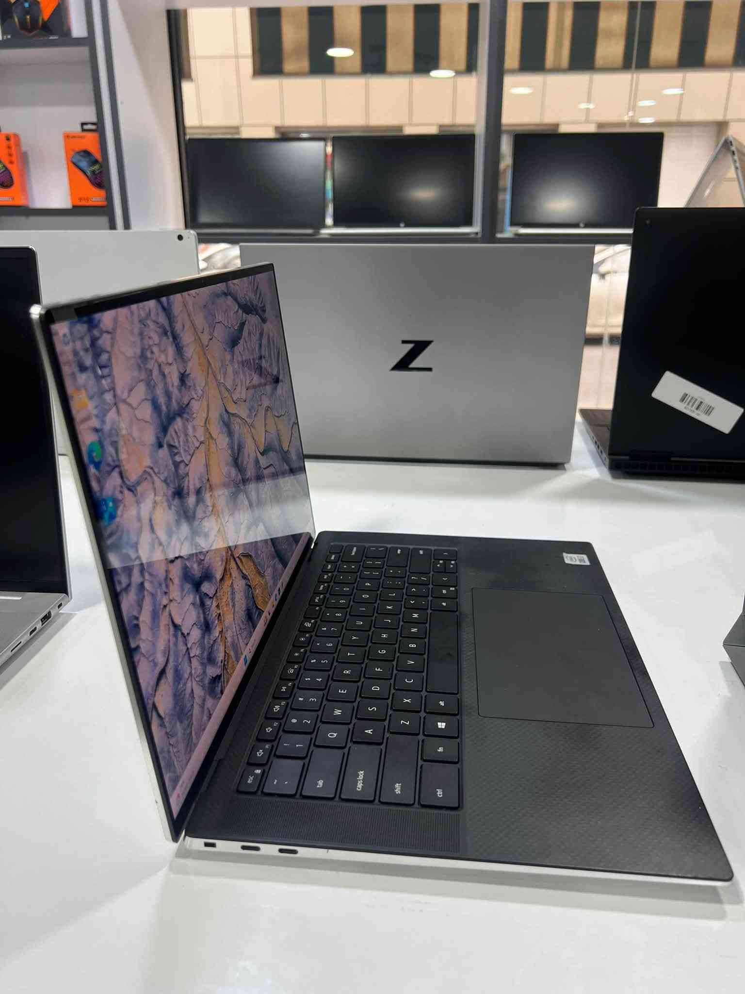 ديل XPS • i7-10750H • GTX 1650 Ti