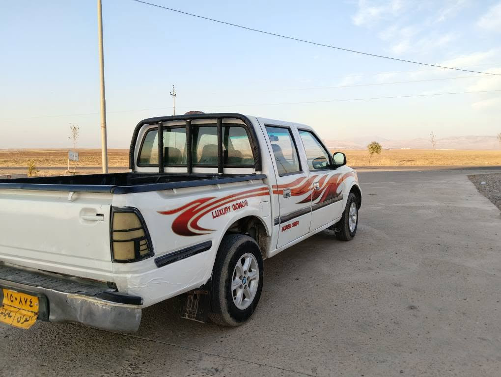 پیکاب گۆناوو مۆدێل 2006 مەکینە بەغ جام کارەبای  بەشەرتی تەحویل و غرامە وو بەناوکردن سەنەووی لە 2022 بەسەرچووە گێڕ و مەکینە بەشەرت کارەبای هەمووی بەشەرت  پێش و دوای لێدراوی نیە  شان و سەقفی بۆیاخی نیە سەیارەکە هەیکەلی زۆر جوان و ڕێکە 
نرخ/قوفڵی 35 گڵا
***********
***********
