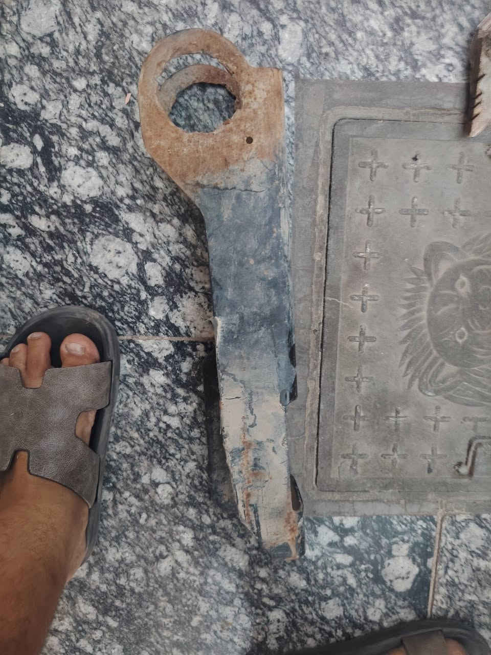 السلام عليكم
هوك للبيع يرهم للجيب
المكان بغداد حي الجهاد
***********
