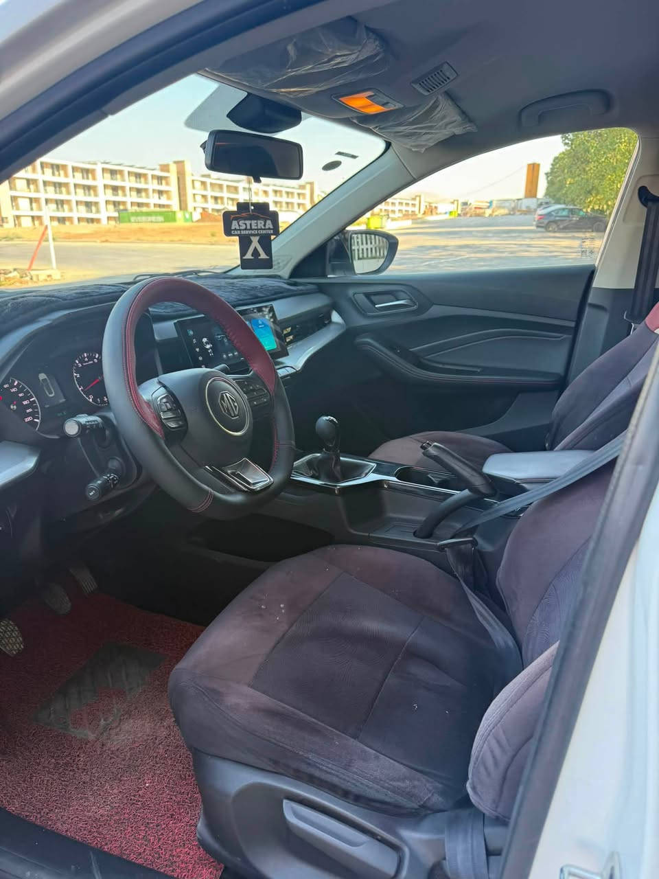 MG Gt 2025 گێڕ عــــــــادی
مەکینە 1.5 لیتر، 4 سلند
سوکان ڤۆلیۆم 
ئەپڵ کار پلەی
شـــاشــە بلوتوس Usb
 کامێرا بەسمە و حاسە
ئاوێنە کارەبا و پێشو دوا لید

پەڵەیەک بۆیاخی هەیە ڕەسمی سۆنەرەکەم داناوە بێناوگرتن .

٢٦ هەزار ڕۆشتوە بێ دیلکۆ و بێ کێشەیە هەمو گیانی بە شەرت .

سعریش ٩٦ گەڵاو مەجالێکی برایانە مشتەریت تێلبکە لە خزمەتام 

***********
