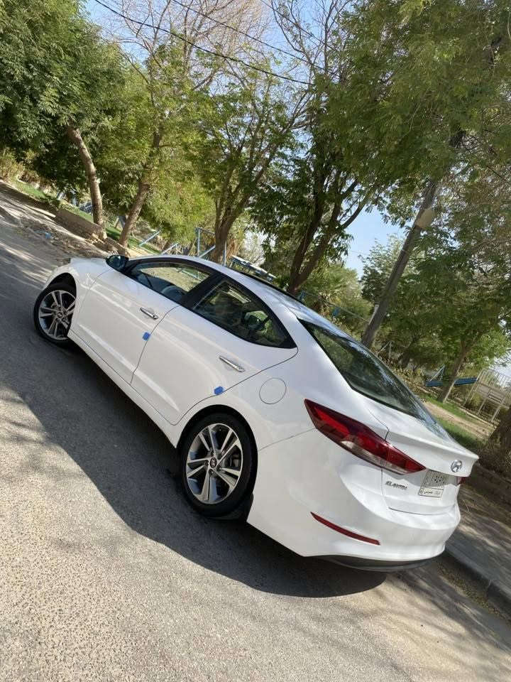 النترا سوبر ٢٠١٨ خليجي فول مواصفات ماشية ١٣٠ سنوية لل٢٨ بسمي بيهة قطعة تبديل فقط بدون اي داخل السعر ١٣٠ وبيهة مجال بسيط اي استفسار ***********
