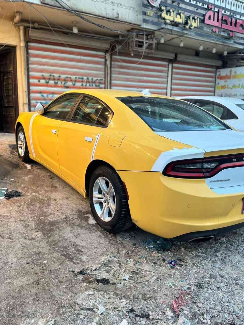 السلام عليكم جارجر SXT مديل  15 أصل رقم بغداد حادث قطعتين راجعات نفسههن بيبان سياره جاهزه السعر 180 للستفسار ***********
