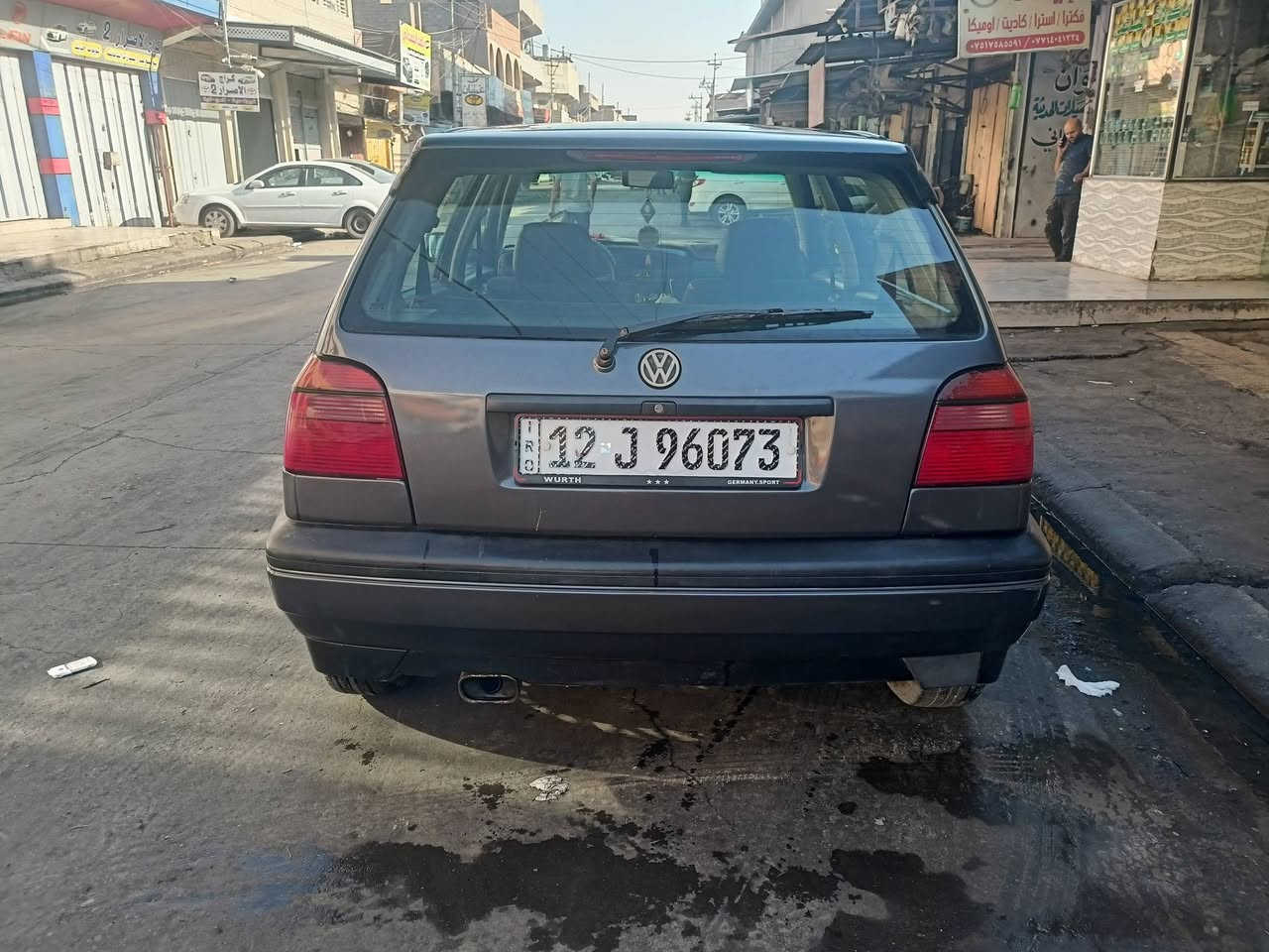 كولف نفخ
رقم نينوى
سنويا جديدة 
رقم جديد باسمي
سيارة جاهزة شرط
تبريد ثلج 
طخم تايرات و ويل كب جديد
باتري جديد 
مصبوغة عام جمالية 
سعرها...50
***********
