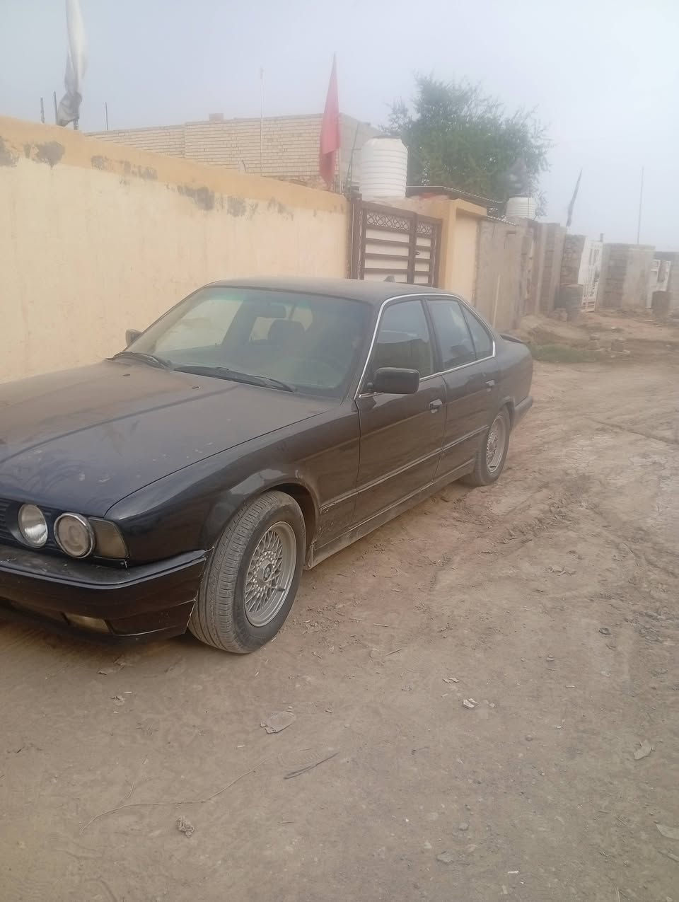 بي ام 525 • اوتوماتيك • ١٩٨٨