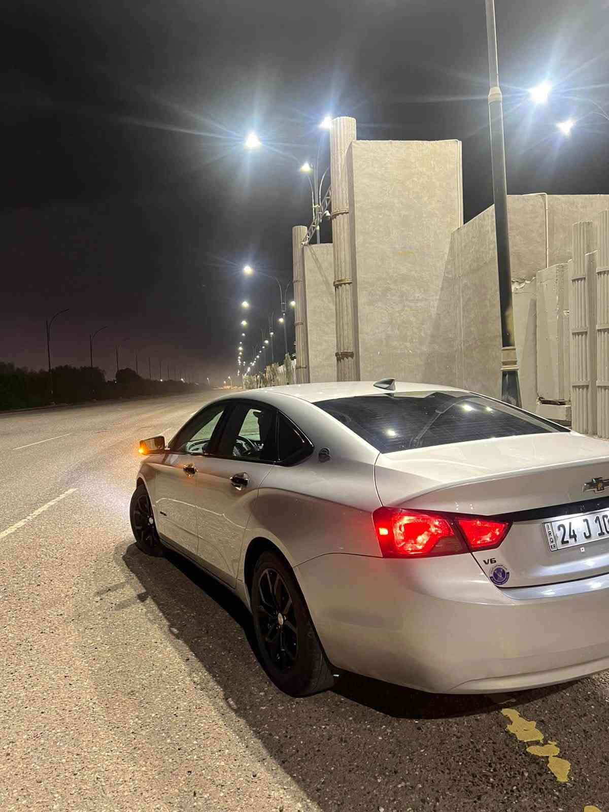 السلام عليكم شباب انباله النداء الاخير 2020محرك سته على ايدط السياره خير من الله للبيع وهاذ صور حادثها سعرها 120 مع المجال مكاني بصره ***********

نص مكتوب في الصور:
- Chevrolet Impala Lt 2020 Silver 3.6L 6 vin: 1G11Z5S35LU103130 Final bid: $4000 Auction: Copart SOLD Lot number: 41445432 Date of sale: 07.07.2022 Year: 2020 VIN: 1G11Z5S35LU103130 Condition: Enhanced Vehicles Engine: 3.6L 6 Mileage: 55565 miles (Actual) Seller: Not specified