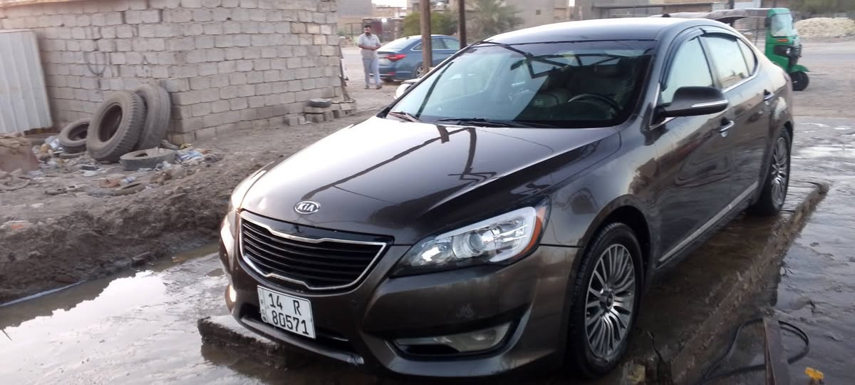 كيا كادينزا فول مواصفات موديل 12 سياره جديده كير محرك مكفولات تبريد ثلج صدر خير من الله مراوس حسب القناعه شعندك نزل بل تعليقات *********** بي واتساب
