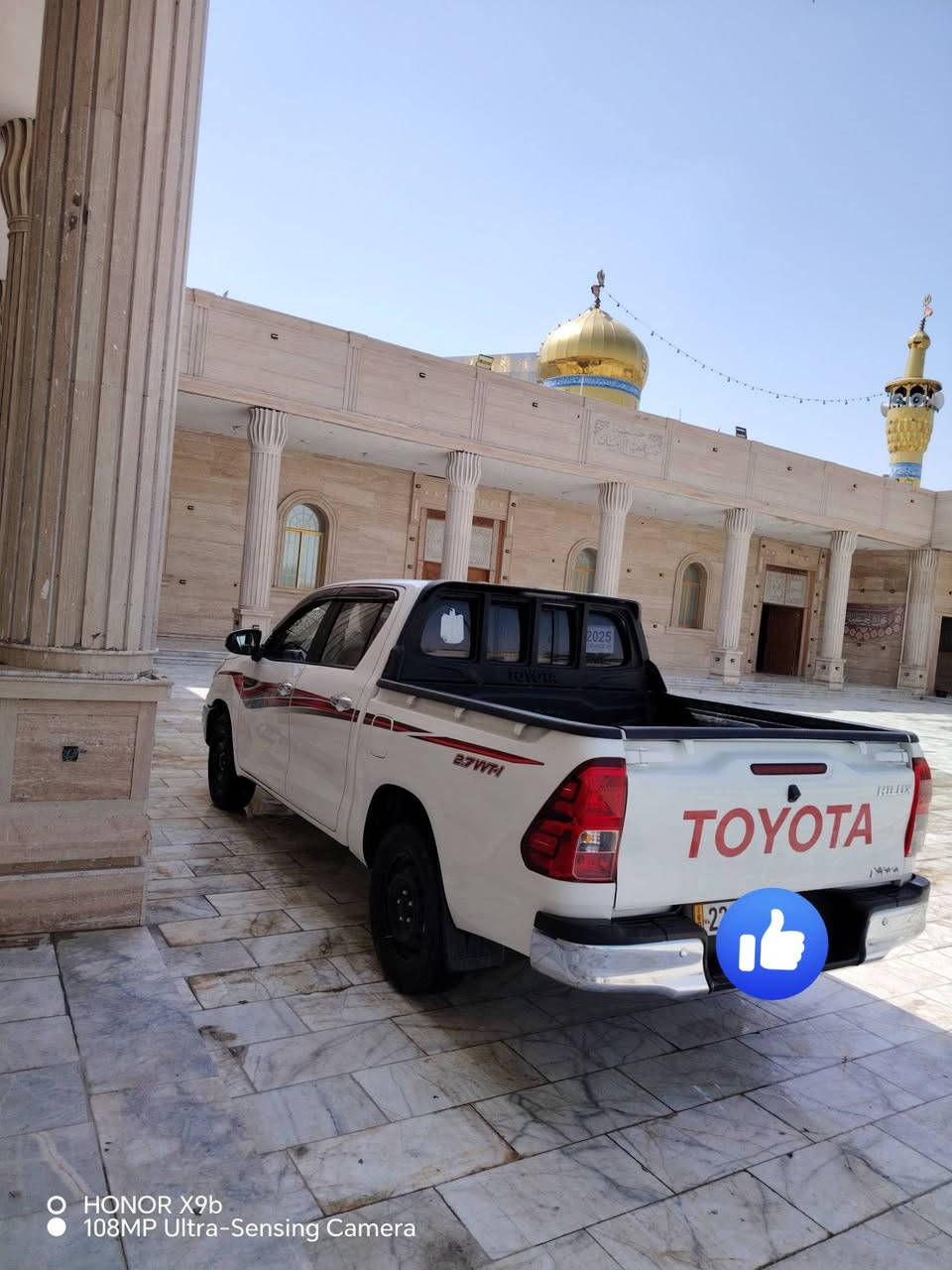 السلام عليكم تويوتا هايلوكس 2025 كفاله عامه رقم اربيل مكان البصره الزبير.  *********** رقم

نص مكتوب في الصور:
- HONOR X9b 108MP Ultra-Sensing Camera
- CAMON 40 Pro 5G 23mm f/2.2 1/100s ISO76