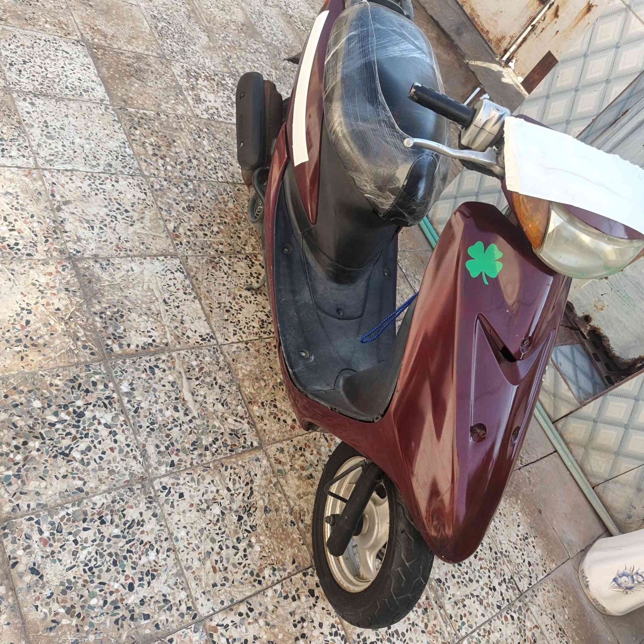 سلام عليكم دراجه للبيع عصفوري فحل دراحه مامفتوحه ونااعمه خرسه كلش وكلشي شغال من كول لطول دراجه كهربائيات سلف كله شغال لايت بك لايت اشاير سلف هندر شلعه معدل توايرهاا جدد  فقط بيهاا صوت اكسل مو قوي زين سعرهاا 350وبيهاا مجال قليل مكان عماره حولي الاف دار  ***********
