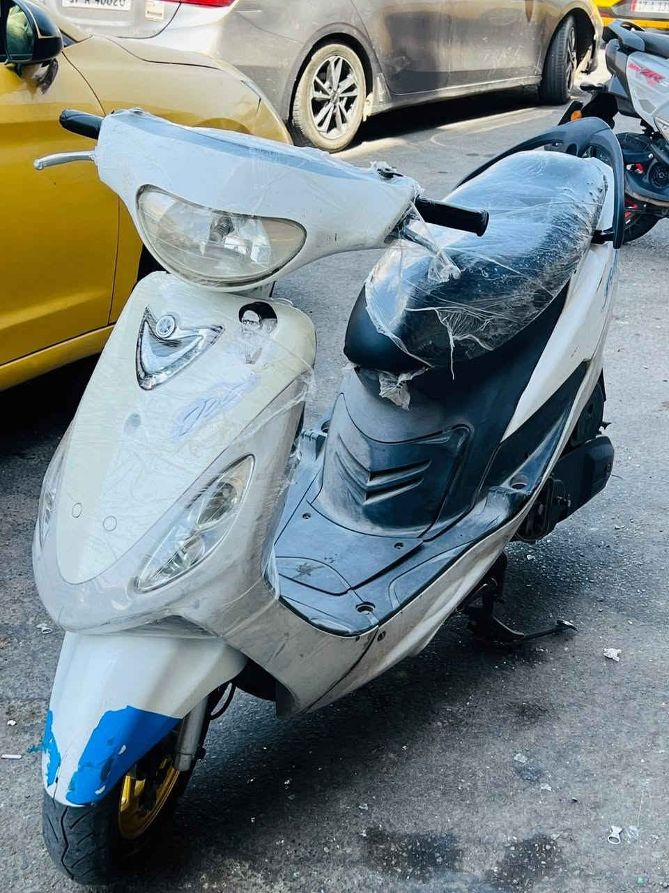 السلام عليكم ماكس للبيع دراجه ما مفتوحه ورادلهه شوي ترتيب سعر 650 وبيه مجال ل طيبين شراي بتفضل خاص + رقم ***********
