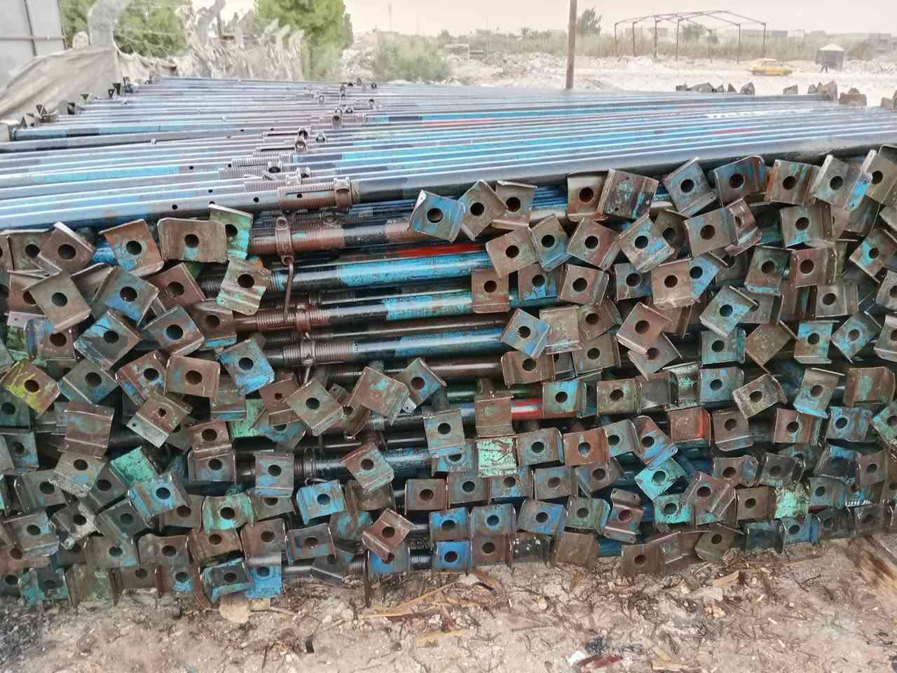 جكات للبيع 5 متر حاضن نظيفات العنوان بابل الرقم للستفسار ***********
