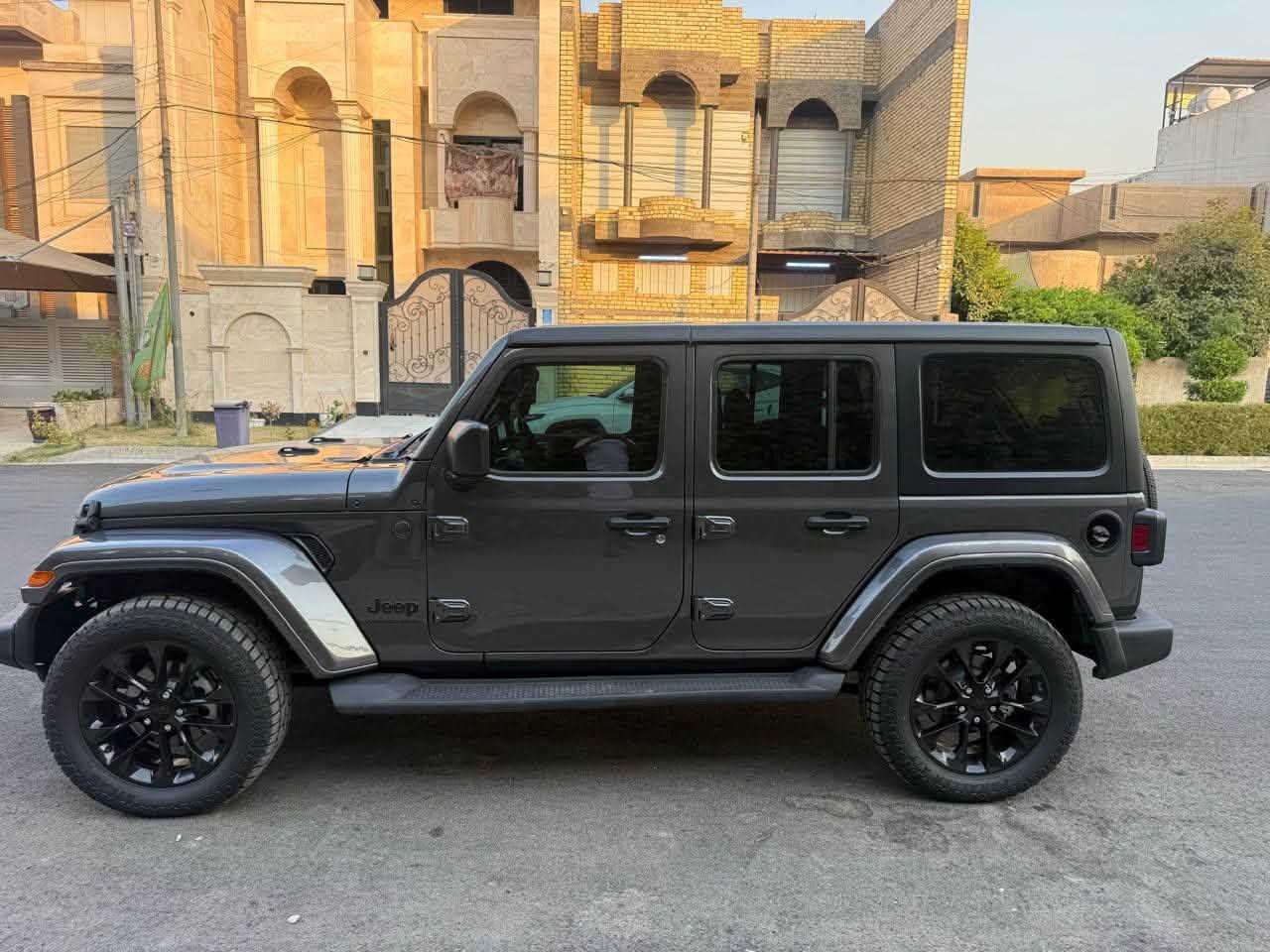 رانلكر • ٢٠٢٥ • ١٠٠٠ مايل