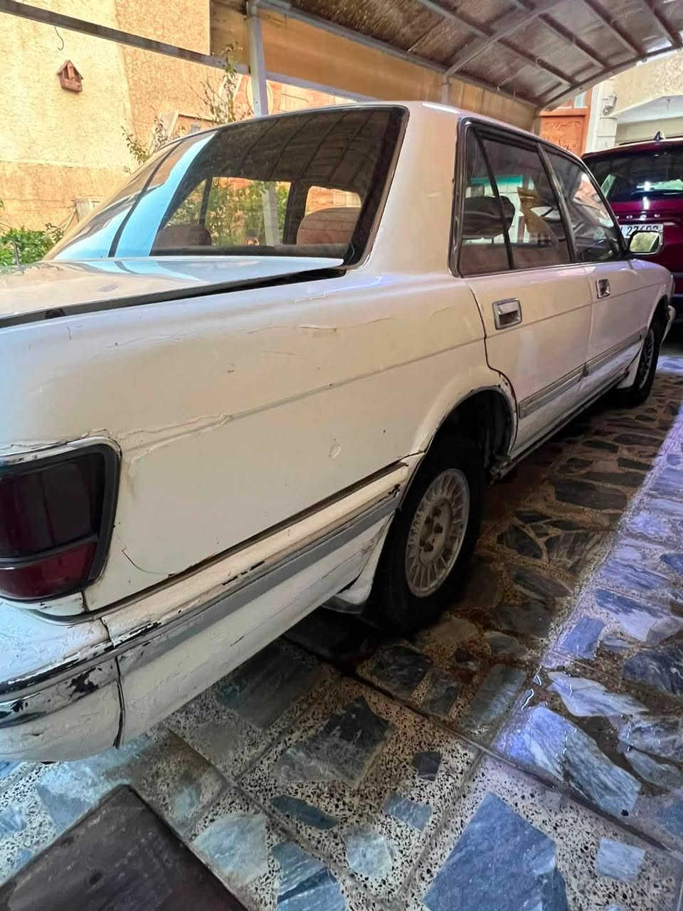 السلام عليكم 
للبيع فقط سوبر سيدان موديل 88 رقم بغداد سنويه ل 2030
محرك وكير بطه السياره بيه صبغ ويحتاجله ترتيب 
السعر / 32 ورقه
مكاني بغداد الغدير
للاستفسار / ***********
