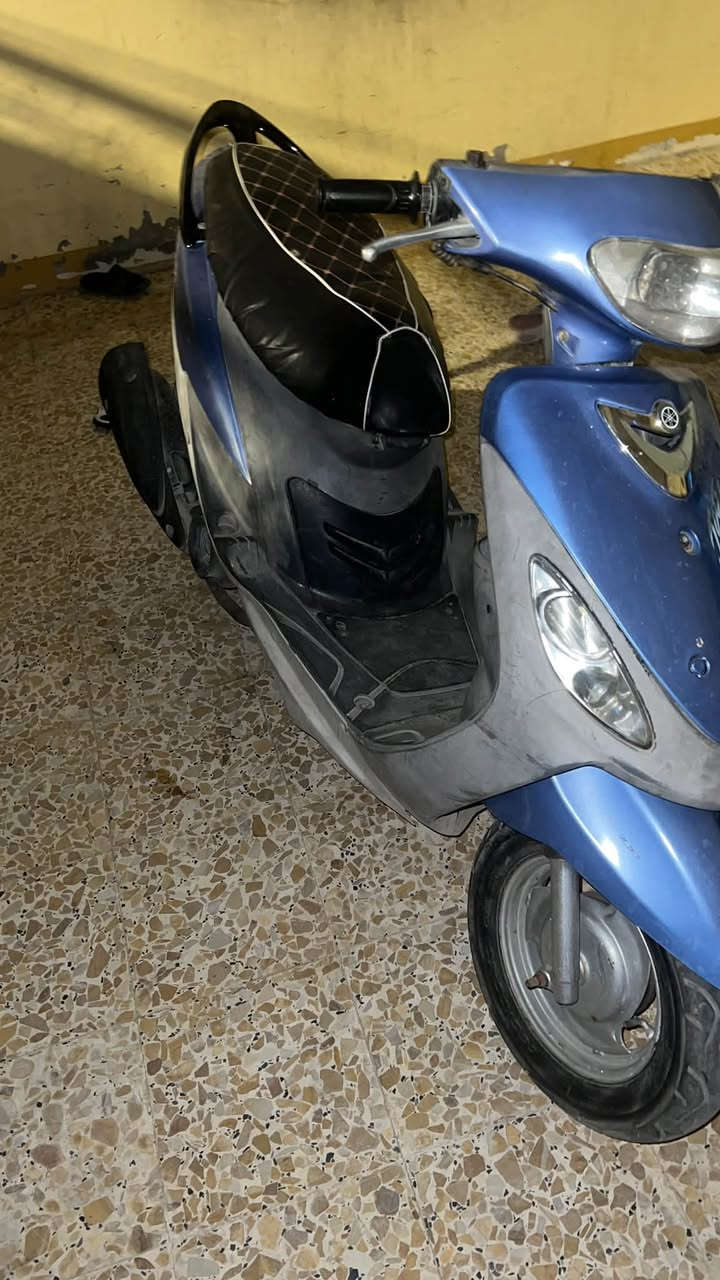 السلام عليكم دراجه ماكس قجمه البيع  سعر 450 العنوان ابو الخصيب ***********
