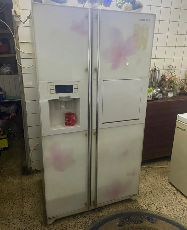 المجمده 100
الڤاترينه 175
الغساله 350
الثلاجه+المجمده 400
التواصل مع الرقم ***********
